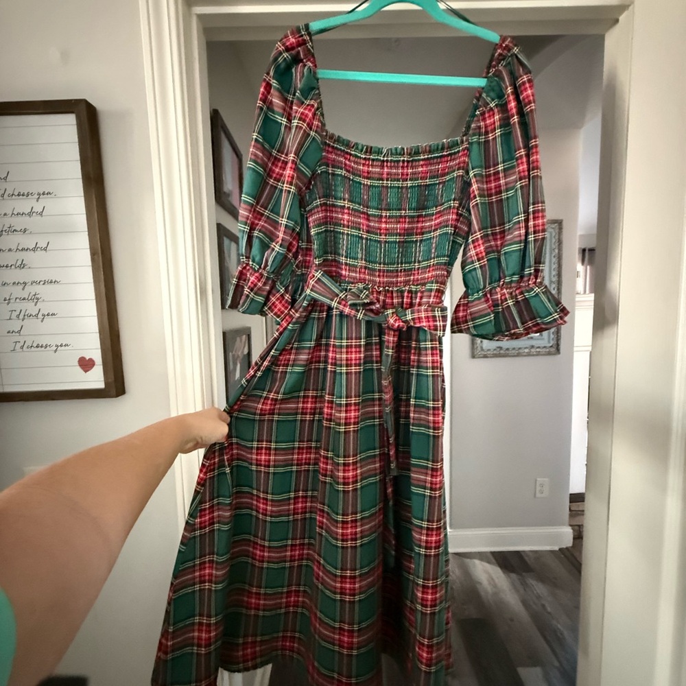 Aura Green and Red Plaid Long Sleeve Dress